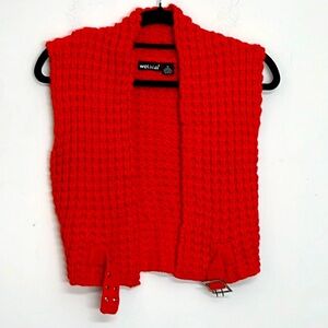 🌞 Wet Seal red crochet open knit sweater vest bottom faux belt latch M